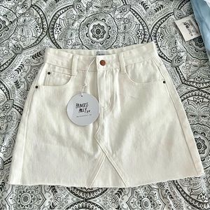 Princess Polly NWT white denim skirt (size 0)